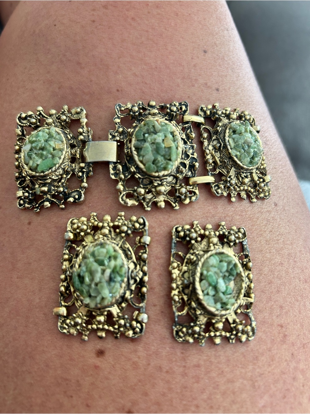 Vintage-Inspired Green Mosaic JADE Stone Gold Bracelet vintage for repair